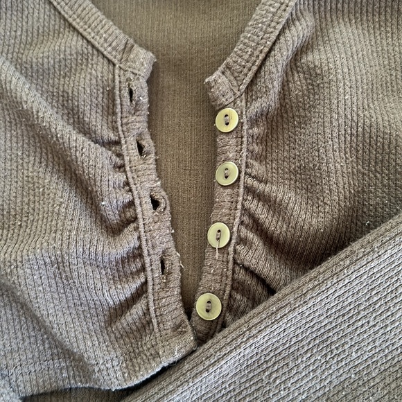 Brown Button Up Crop Top - Picture 3 of 3